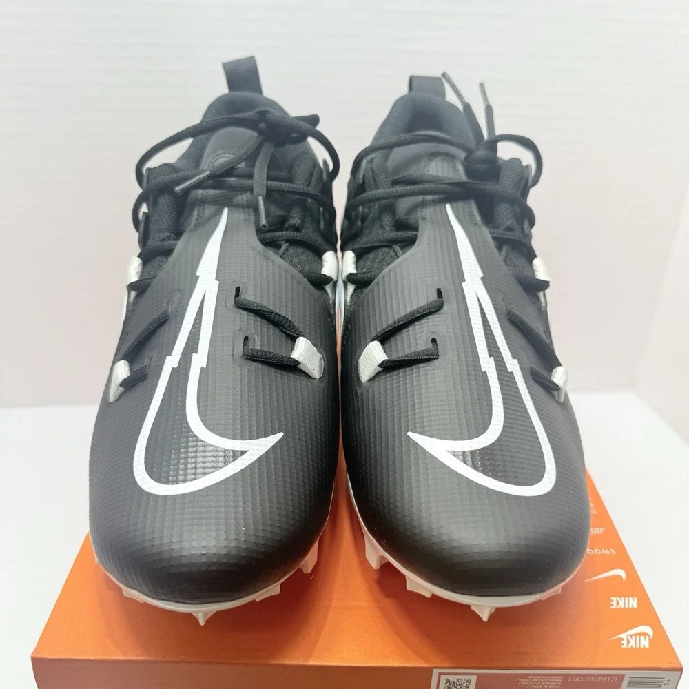 Nike Alpha Menace Pro 3 Black / White Mid Football Cleats‎ Size 10.5 CT6649-001